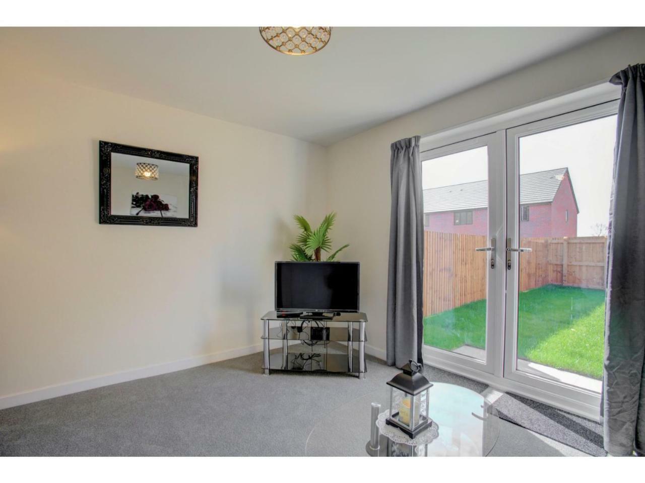 Newly Built, Splendid House For 5 In Manchester! Екстер'єр фото